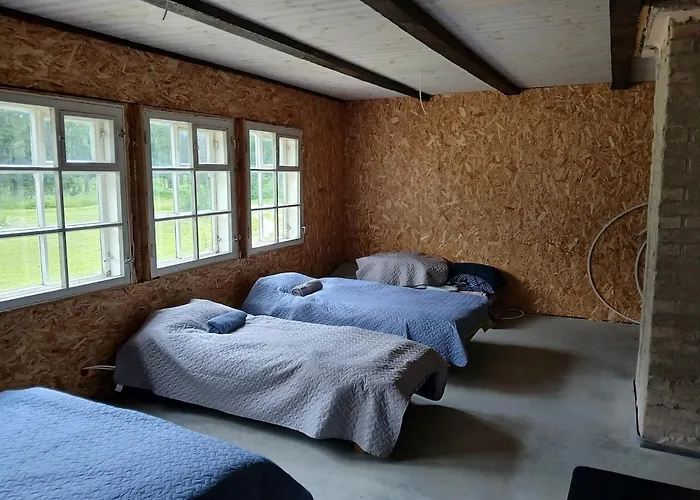 Nature Reserve Hideaway *